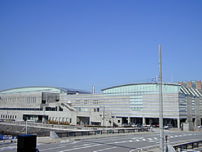 富山市総合体育館の写真